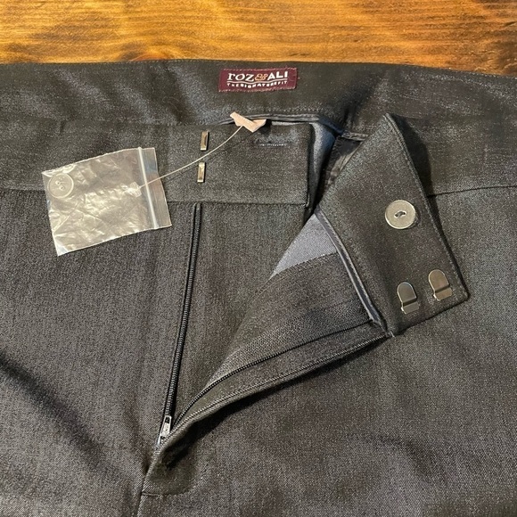 NWT Roz and Ali dark blue size 24 dress pants.  Blue denim look color - Picture 12 of 12